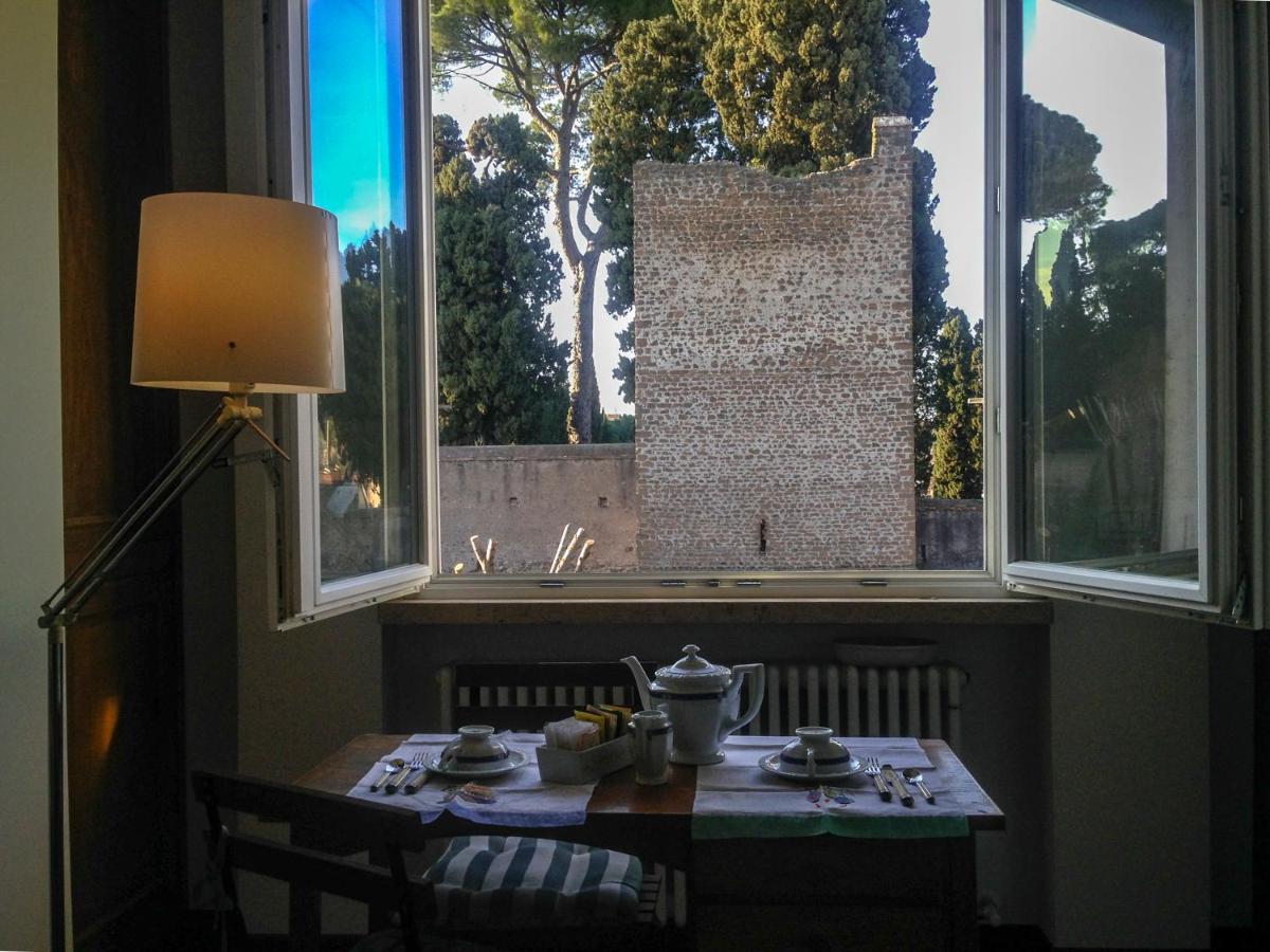 Bed & Breakfast Luminosa Vista Piramide Roma